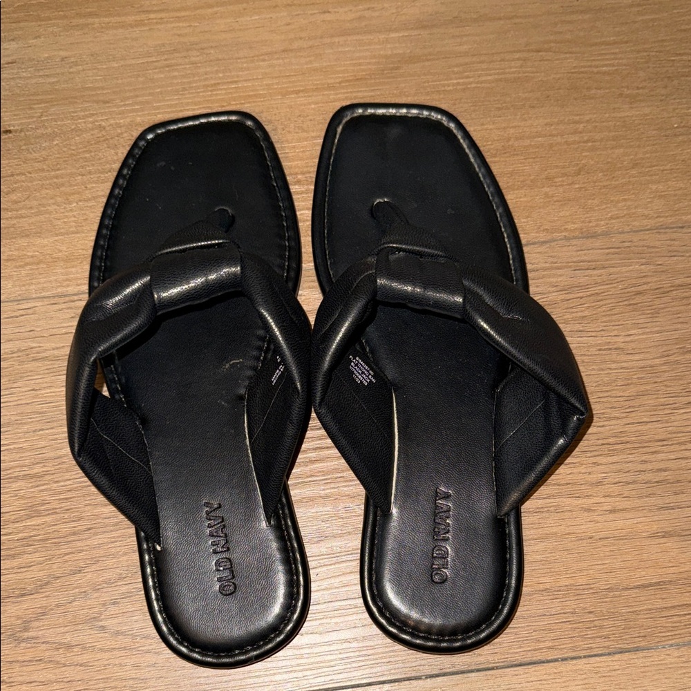 Old Navy Women's Black Sandals